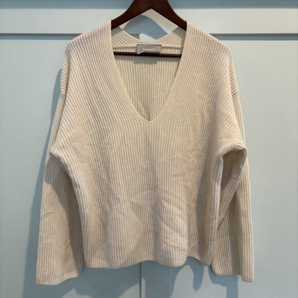 Everlane Sweaters - Everlane Sweater Womens Large Cream 100% Cashmere Soft V-Neck Rib Knit Relaxed